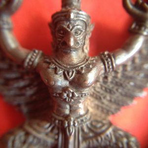 ครุฑหลวงพ่อเส็งเนื้อเงินสัดส่วนคลาสสิก สวยงามคมชัดมากๆ - Image 3