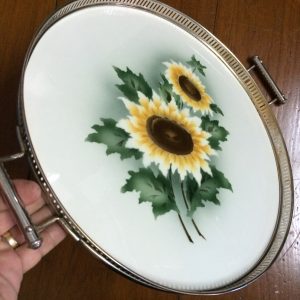 ถาดกระเบื้องโบราณ ขนาด 14 นิ้ว ลายดอกทานตะวัน สีขาวเหลือง 2 ดอก - Image 3