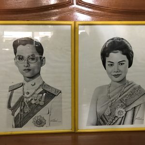 รูปถ่ายในหลวงทรงชุดจอมทัพจากภาพวาด - Image 4