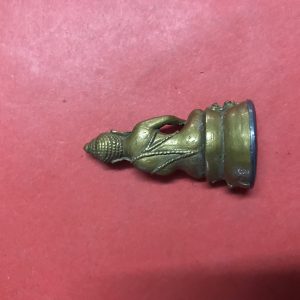 พระกริ่งหลวงปู่ทิมเนื้อทองเหลือง ไม่ทราบวัดตอกโค๊ตใต้ฐาน เสาร์ 5 - Image 2