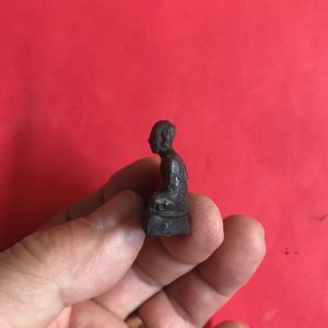 พระหลวงปู่ทวดเนื้อว่าน วัดโพธิ์นิมิตร ปี05 รุ่นแรก เนื้อแห้งจัดมาก - Image 3