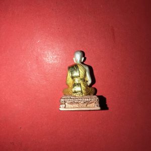 หล่อหลวงปู่อ๋อยเนื้อเงิน สามกษัตริย์ อุดกริ่งใต้ฐาน ปี 2539 - Image 2