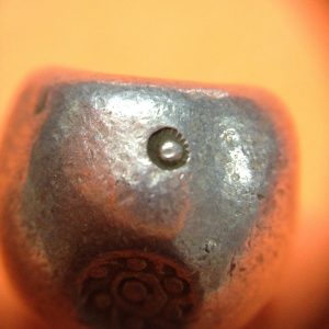 พดด้วงรัตนโกสินทร์เม็ดบาทสมัย ร. 4 พ.ศ.2394-2411 ( ตรามงกุฎ-กรงจักร ) เม็ดนี้พิเศษมี 3 ตรา  (เม็ดที่ 2) - Image 2