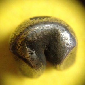 พดด้วงรัตนโกสินทร์เม็ดบาทสมัย ร.3 พ.ศ.2367-2394 ( ตราปราสาท-กรงจักร ) เม็ดนี้รูปปราสาทมีความแปลกมากๆ (เม็ดที่ 1) - Image 4