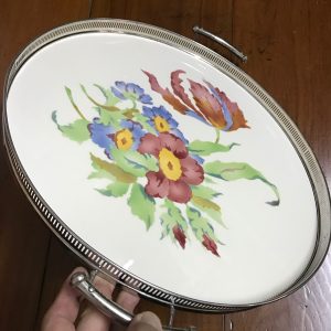 ถาดกระเบื้องโบราณสมัยร .5 ขนาด สผ 16" สไตล์”วิคตอเรีย”ลายดอกเต็มสีชมพูบาน 2 ดอกตูม 2 ดอกนำ้เงิน 3 ดอก - Image 3