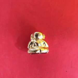 ปิดตาหลวงพ่อพุทธเรืองฤทธฺ์เนื้อทองคำเปลว รุ่น บูรณะลอกทองปิดทององค์หลวงพ่อใหม่โดยทีมช่างสิบหมู่ ปี2562 โดยผสมทองที่ลอก - Image 2