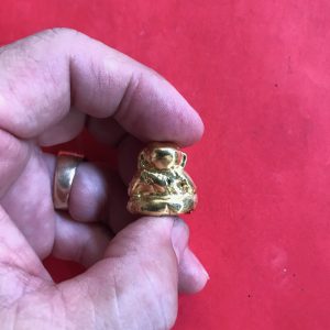 ปิดตาหลวงพ่อพุทธเรืองฤทธฺ์เนื้อทองคำเปลว รุ่น บูรณะลอกทองปิดทององค์หลวงพ่อใหม่โดยทีมช่างสิบหมู่ ปี2562 โดยผสมทองที่ลอก - Image 4