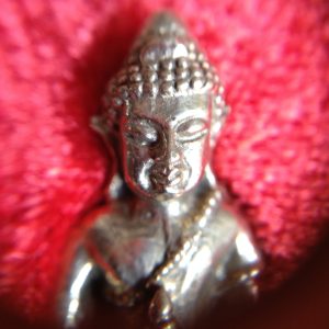 พระกริ่งชัยวัฒน์ทองเหลืององค์เล็ก " รุ่นก้าวหน้า " 784 พระครูสุจิตศีลาจารย์ (หลวงตาต๊วน) ปลุกเสก - Image 4