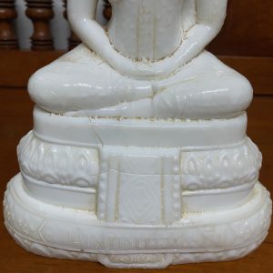 หล่อพระแก้วมรกต "สำนักพุทธเทวประทีป" เนื้อแก้วสีขาวเหลือบรุ้งปี2500 สมบูรณ์เดิมสวยงามมาก (สีขาวหายากมาก ) - Image 4