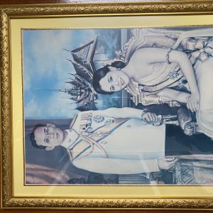 รุปถ่ายในหลวงร.9คู่กับพระราชินีจากภาพวาดขนาด 62 ซม.X 46 ซม.เลี่ยมกรอบสีทองสวยงาม - Image 2