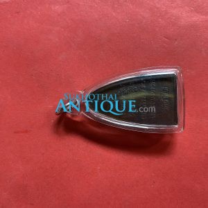 พระหลวงปูู่่ทวดหน้าหนุ่มหลังหนังสือ ปี 2505 หายากมาก เลี่ยมอยู่ในกรอบพลาสติกเก่าเดิม - Image 3