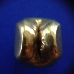 พดด้วงทองคำตราพระแสงจักร - พระมหามงกุฎ รัชกาลที่ 4 สองสลึง - Image 4