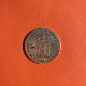 เหรียญเก่าเนื้อเงินประเทศ NEDERLANDEN สมัย พระเจ้าWILLEM III KONING ปี1851 มูลค่า 2 1/2 Gulden ตรงกับปลาย ร.3 ต้น ร.4 (ปี2394) - Image 2