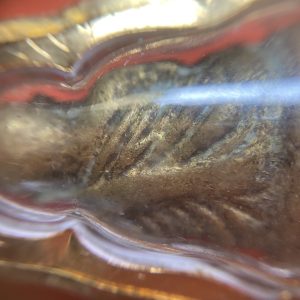 หลวงพ่อเงินหล่อโบราณออกวัดท้ายนำ้ เลี่ยมพลาสติกกันนำ้กรอบทองไมค่อน รวมสร้อยคอพร้อมใช้ - Image 4