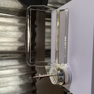 ของที่ระลึกสมัยร.9 สามารถไขลานแล้วมีเสียงเพลงพระราชนิพนธ์ดังขึ้น และมีที่ใส่รูปภาพได้ - Image 4