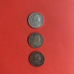 เหรียญหนึ่งสลึงช้างสามเศียรเนื้อเงินสมัย ร.6 ปี พ.ศ.2462 (2เหรียญ) และ2467 (1เหรียญ) จำนวน 3 เหรียญสวยงามคมชัดเดิม - Image 2