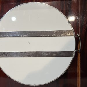 ถาดกระเบื้องโบราณสมัย ร. 5 ผลิตจากต่างประเทศขนาดใหญ่ 20" ลายช่อดอกไม้สีนํ้าตาลขาว ตูมสามดอกและบานสองดอก สวยสมบูรณ์ - Image 4